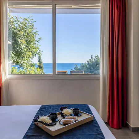 Baba Residences 3*