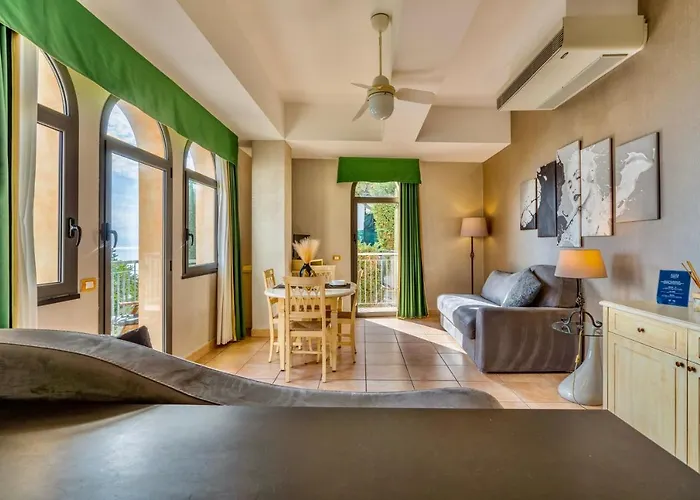 Baba Residences Aparthotel 4*