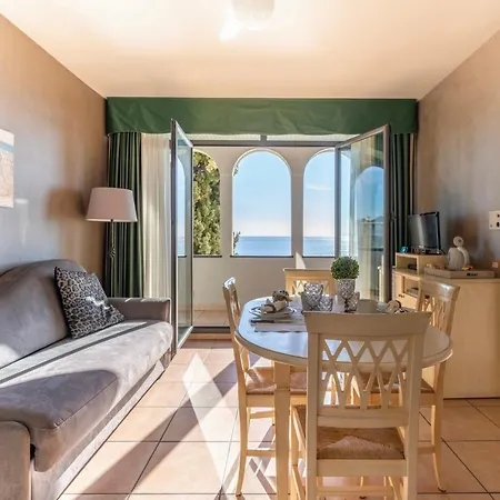 Baba Residences Aparthotel