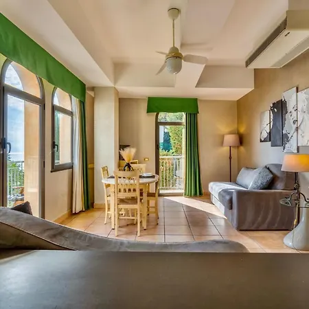 Baba Residences Aparthotel 4*