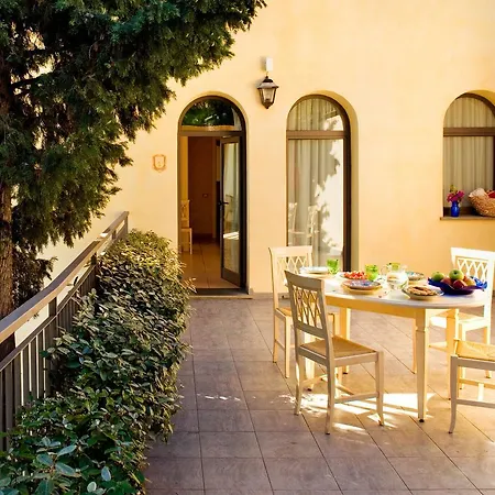 מלון דירות Baba Residences 4*